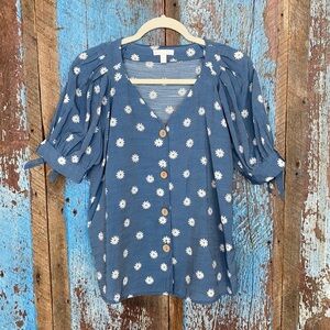 Lauren Conrad Button Blue Floral Daisy Blouse Size Small